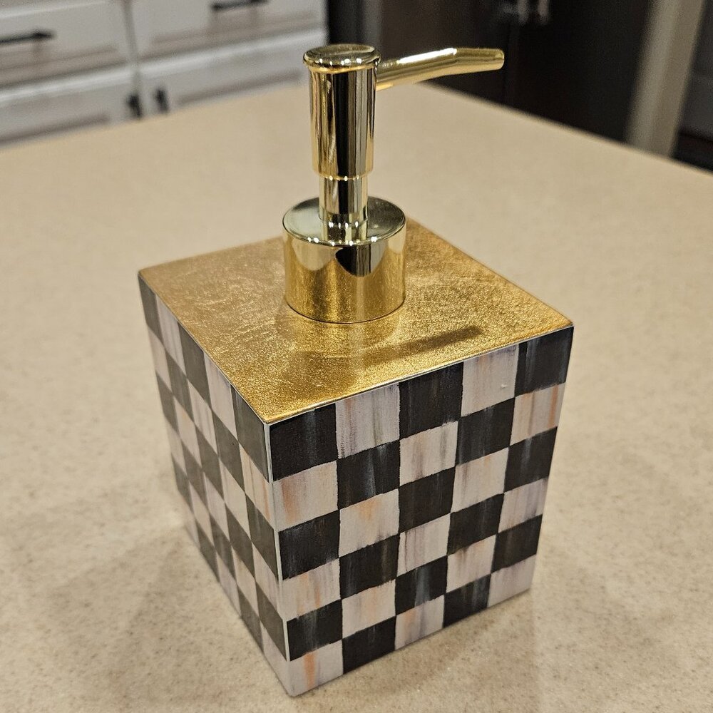 RARE MACKENZIE CHILDS COURTLY CHECK BATH KITCHEN SOAP LOTION DISPENSER PUMP JAR - Picture 2 of 8